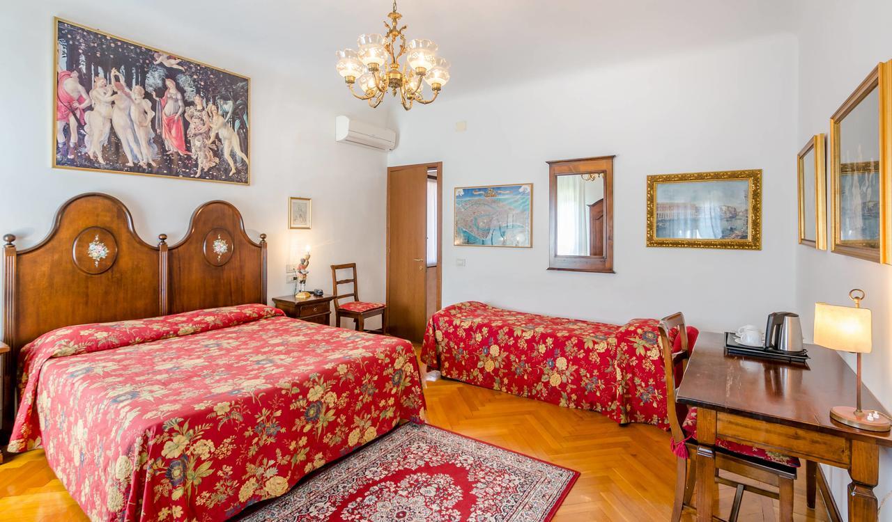 Casa Rezzonico Bed & Breakfast Венеция Екстериор снимка