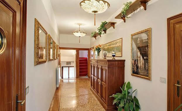 Casa Rezzonico Bed & Breakfast Венеция Екстериор снимка