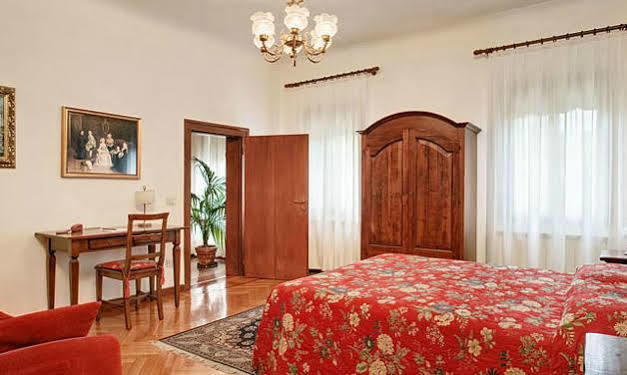 Casa Rezzonico Bed & Breakfast Венеция Екстериор снимка